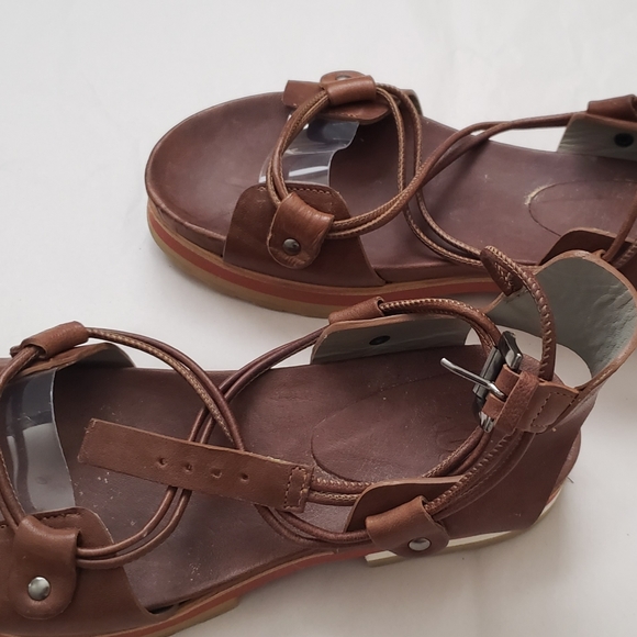 Leather Sandals - Picture 5 of 8